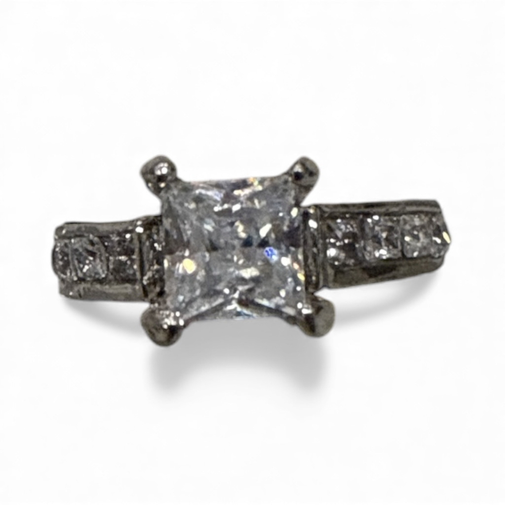 Princess Cut Clear Stone Silver Engagement Style Ring Size 5